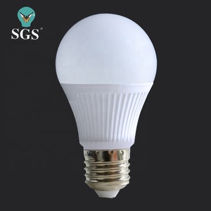 Ce rohs 인증 ac dc 2700k 8000k A70 <span class=keywords><strong>15W</strong></span> led 전구 제조 업체