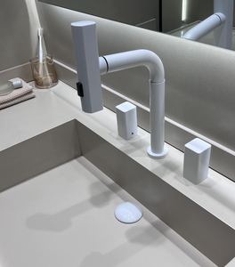 Yüksek kaliteli 3-Way dönebilir tek çubuk banyo musluk sıcak ve soğuk batarya ile 3 delik ve Pull-Out püskürtücü - Product Image 3