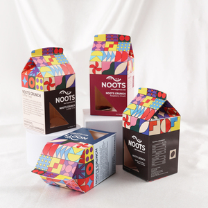 Logotipo personalizado impresso papelão Matt papel embalagem leite forma caixa com janela
