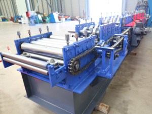 Çerçeve CAD haddeleme şekillendirme makinesi prefabrik Villa ev C89 hafif çelik C Z U çelik kapı Pur şerit şekillendirme makinesi - Product Image 6