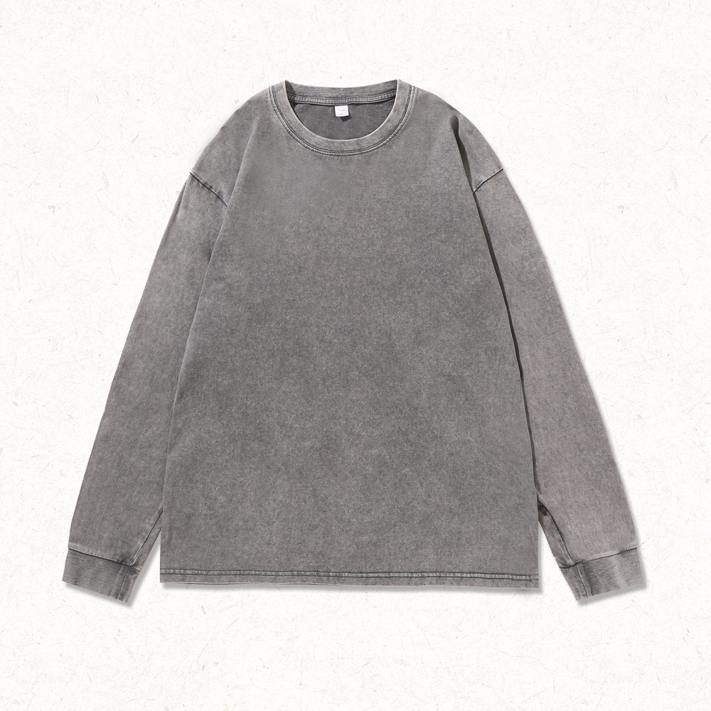 สีเทาเข้ม