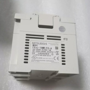Nuevo controlador lógico programable Mitsubishi original 1/2/1 PLC, PAC con 8 entradas/8 salidas incorporadas (relés)