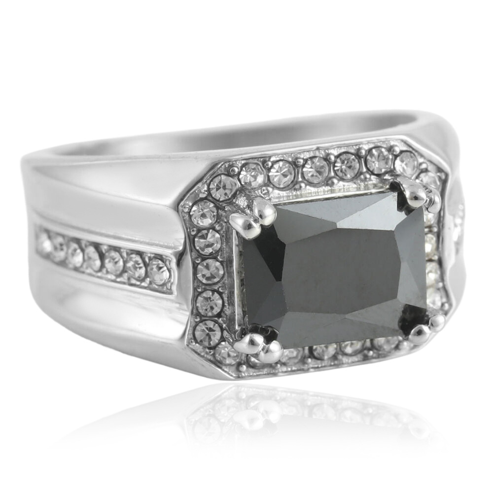 Steel-colored black gemstone (US grade)