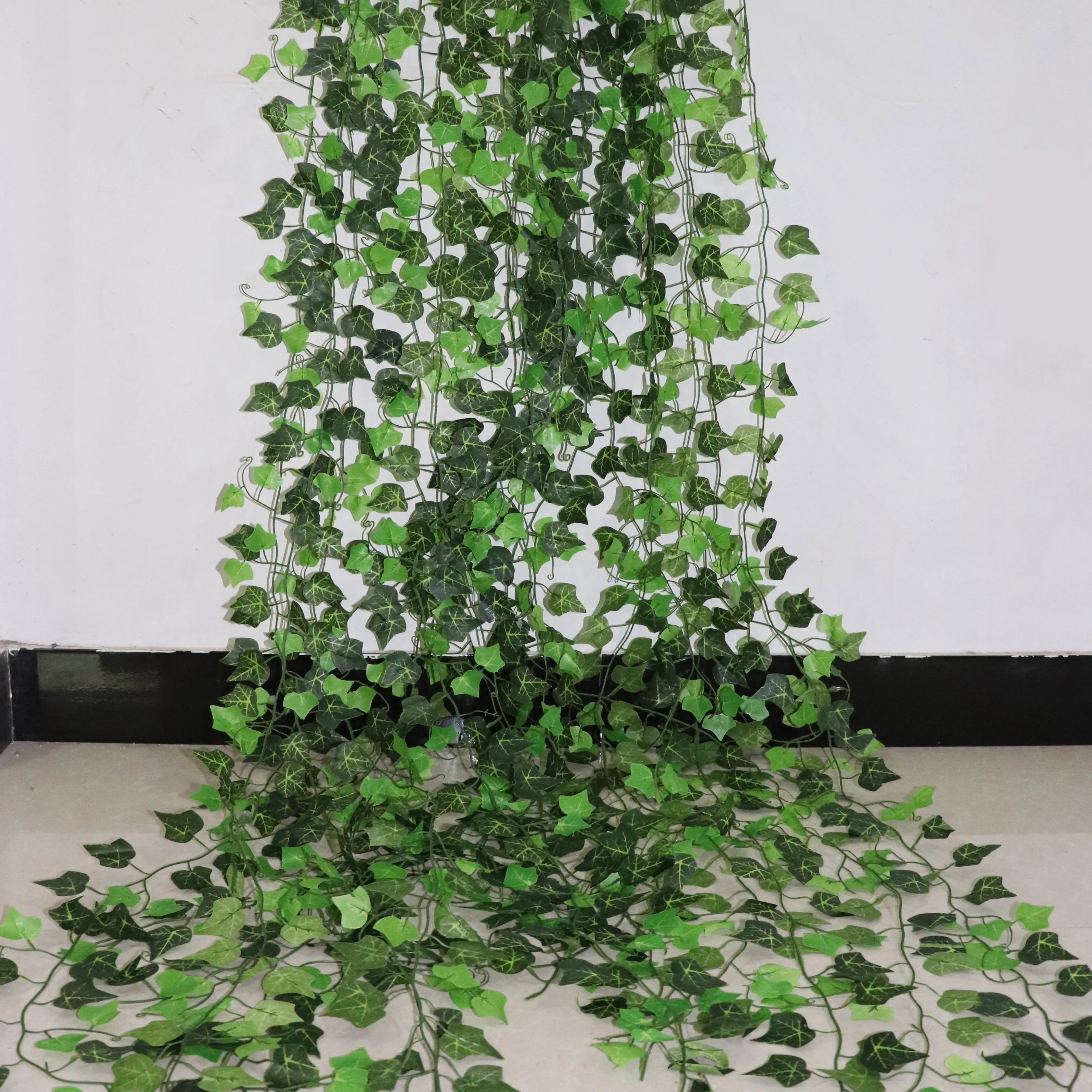 100pcs Folha 1 pedaço 2.2M Home Decor Artificial Ivy Folha Garland Plantas Vine Falso Folhagem Flores Guirlanda de Hera Trepadeira Verde