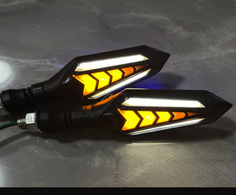 DRL blanco + retroiluminación azul + intermitente secuencial amarillo