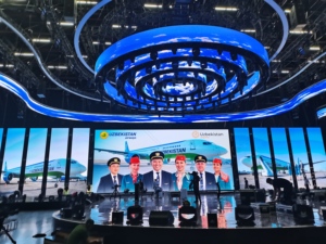 Trong nhà mềm <span class=keywords><strong>LED</strong></span> mô-đun nhà máy sản xuất p2.5mm cong <span class=keywords><strong>LED</strong></span> bức tường video 320*160 mét linh hoạt <span class=keywords><strong>LED</strong></span> hiển thị mô-đun - Product Image 3