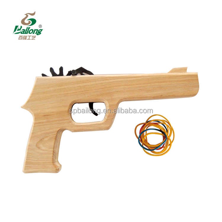 Pistola giocattolo in legno