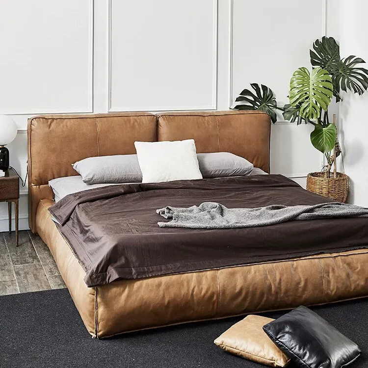 Fabrication en usine de duvet d'eider remplissant le lit en cuir véritable vintage avec tête de lit lit King rembourré en bois rétro