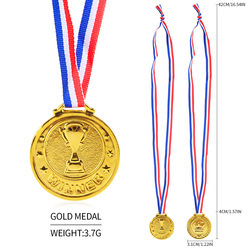 Petite médaille - style trophée couronne - or