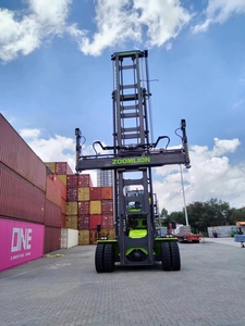 Factory Price 18m Reach <strong>Stacker</strong> ZCH90K7 20'40' <strong>Container</strong> Handler - Product Image 4