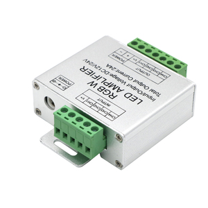 DC12/24V RGBW LED Strip Power Repeater Console Controller Salida de 4 canales 24A Amplificador con control remoto 6A - Product Image 1