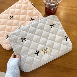 2025 New Cute Embroidered Black Small Bow Tablet Innen tasche <span class=keywords><strong>Design</strong></span> Computer Schutzhülle