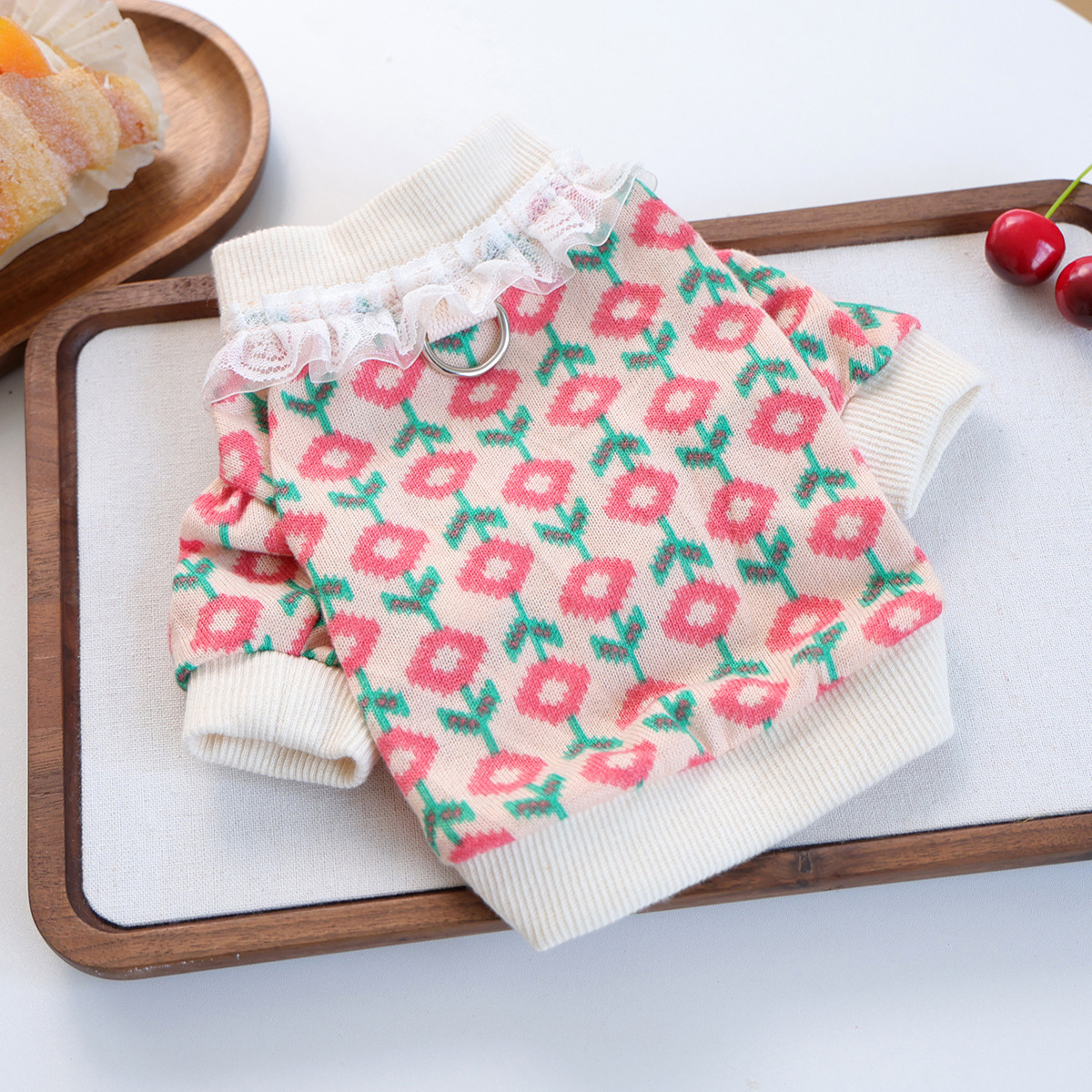 Prenda de punto con flores de tulipán - Rosa