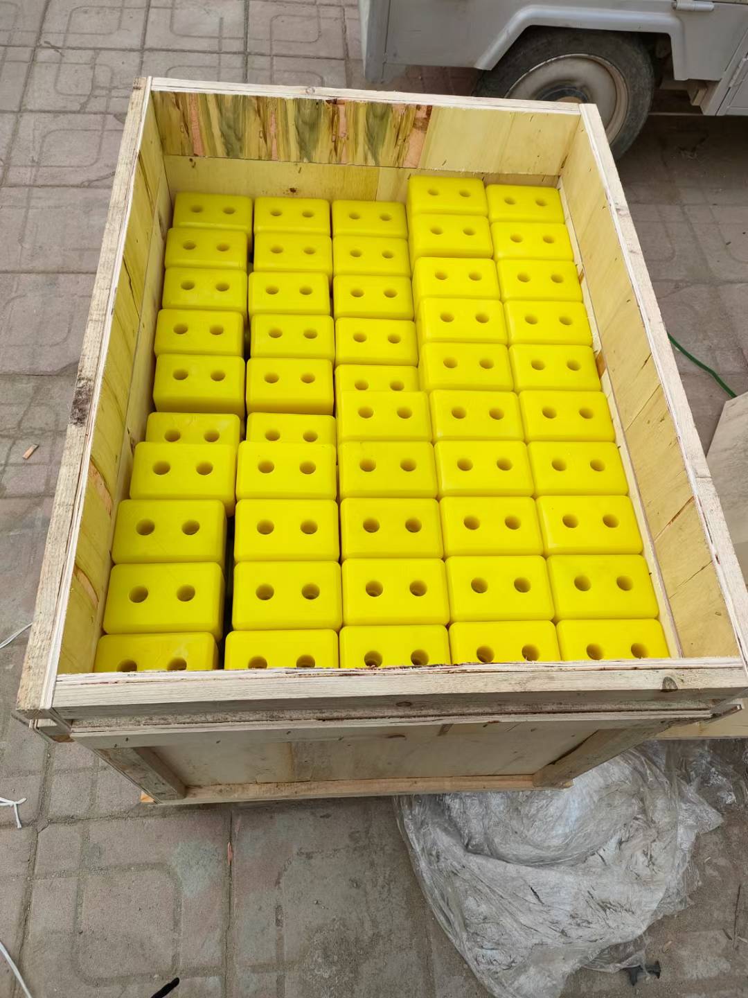 Noir, rouge, vert, blanc, bleu, jaune et ainsi de suite