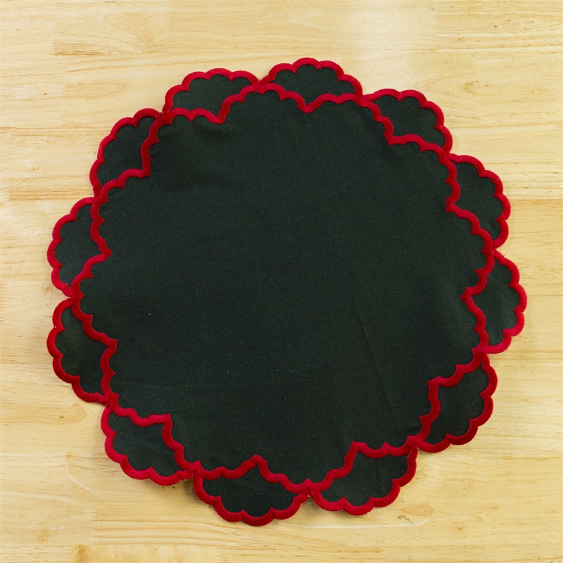Premium Quality Embroidered Edge Napkin