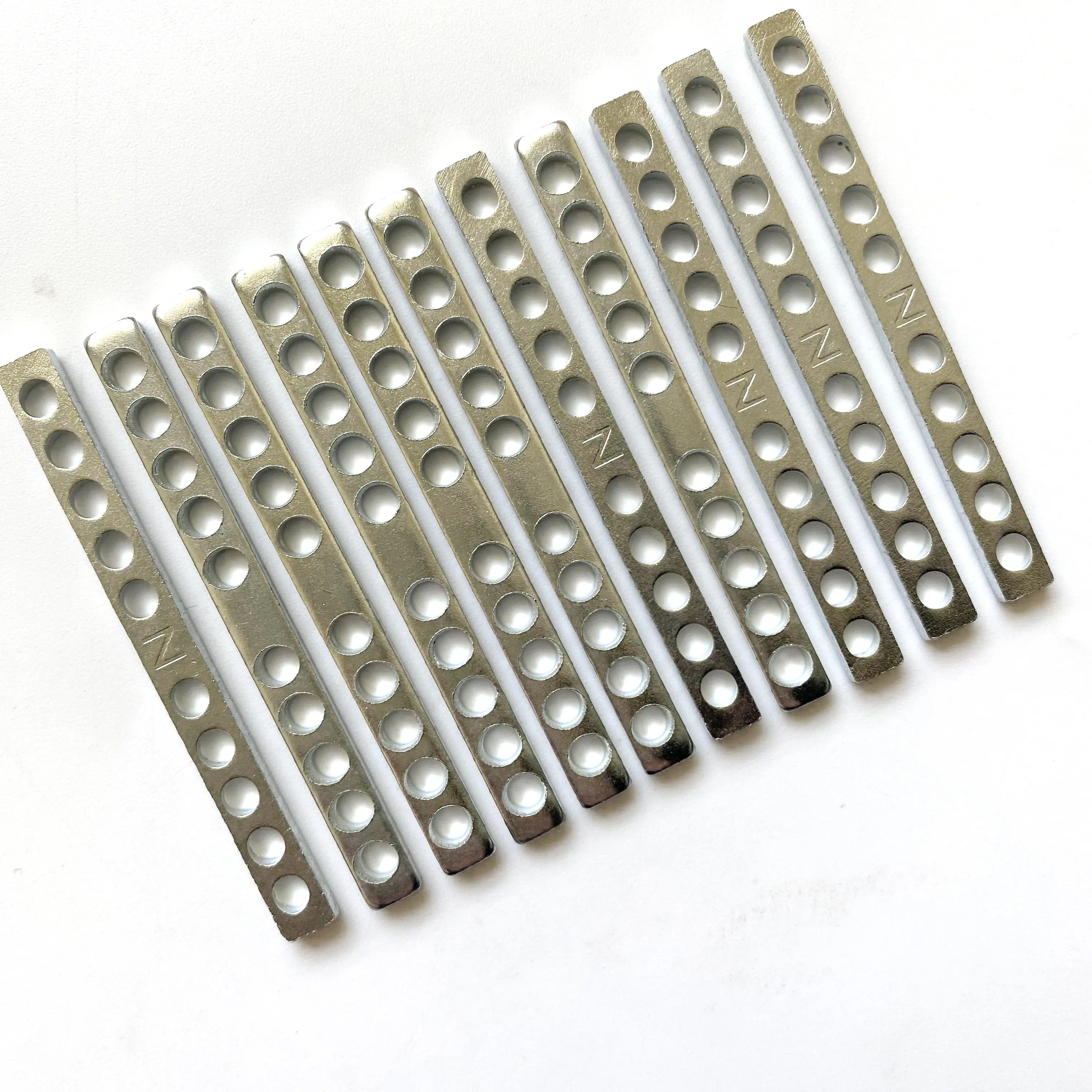 Espaciador de pastilla de guitarra humbucker de Metal para construcción personalizada, 49,2/50 /52mm, 6/ 7 /8 cuerdas, kits de pastilla de guitarra LP, venta al por mayor