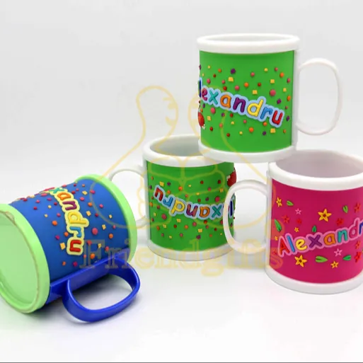 Taza de plástico personalizada con funda de taza, tazas de goma de pvc suave 3D coloridas con diseño personalizado