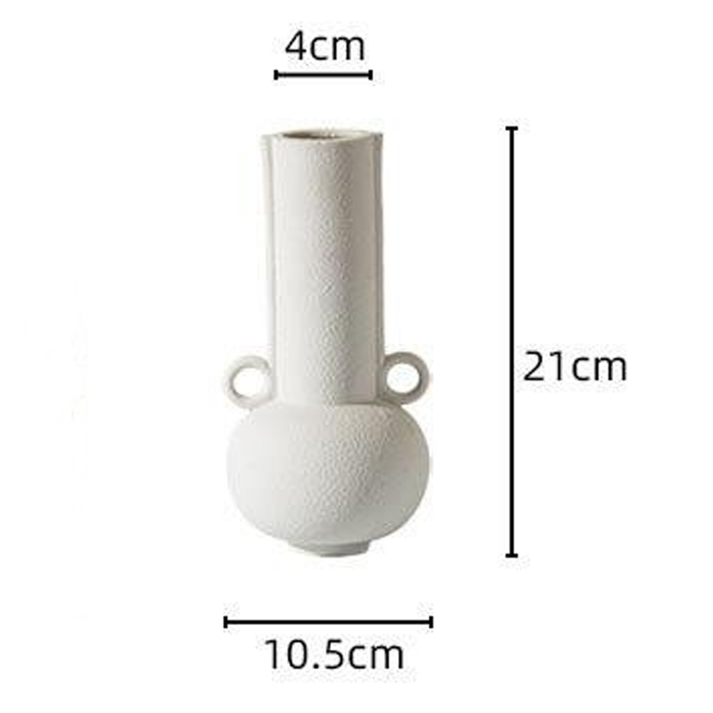 A-D 10.5cm x H 21cm,