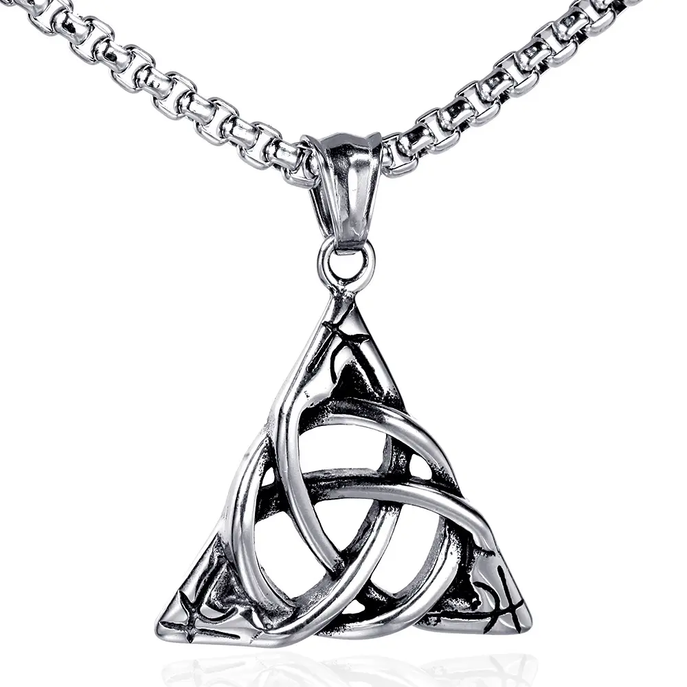 Collier pendentif amulette à nœud de Triquetra celtique irlandais, collier en acier inoxydable, pendentif Triangle Viking irrégulier