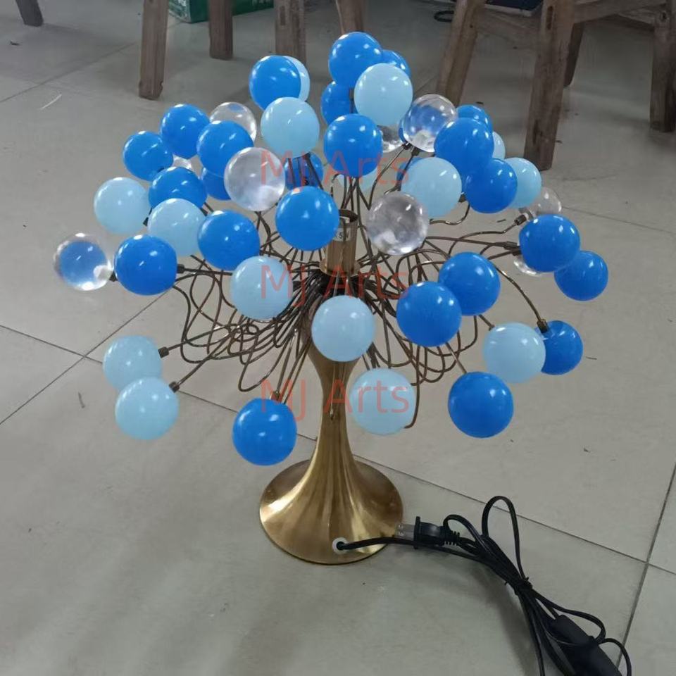 Nordic Nordic Decoration Lamp with Modern Minimalist Design AC Iron Body Novelty Resin Ball Lampshade for Living Room