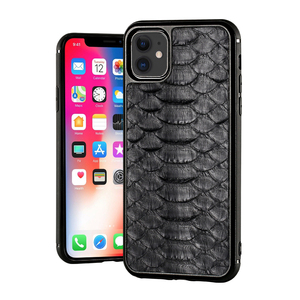 เคสฝาหลังโทรศัพท์มือถือหนังงูแท้หรูหราสำหรับ iPhone 11 12 15 16 plus XS 14 Pro 15 PROMAX 16 Pro - Product Image 2
