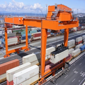 40.5T 50T <strong>RMG</strong> Rail Mounted <strong>Gantry</strong> <strong>Crane</strong> Spreader Container <strong>Crane</strong> for 20ft 40ft 45ft Container Use Key Including Motor Gear for