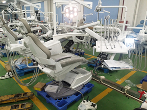 وحدة أسنان من الجلد الطبيعي الولايات المتحدة من النوع المثبت مع وحدة أسنان عالية الجودة معتمدة من CE - Product Image 2