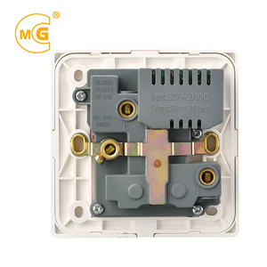 通用220V电气3针插头13a多壁插座，带USB - Product Image 5