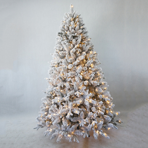 7.5ft pre-illuminato neve floccata decorazione luci artificiali a led albero di natale con 1240 punte di ramo 700 luci calde supporto in metallo