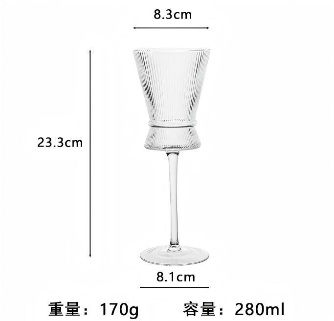 Verre à vin transparent