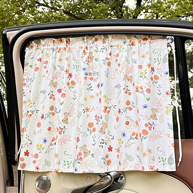 Cotton curtains with small floral print