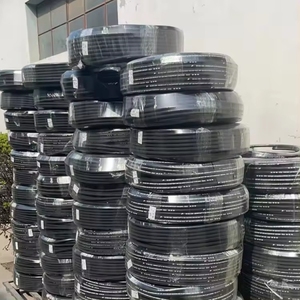 Fabrika doğrudan tedarik yüksek basınçlı hidrolik lastik hortumlar ve uydurma R1 R2 4SH 4SP R9 R12 R13 R15 kauçuk hortum ve montaj - Product Image 1