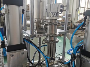 100-10000ml Vollautomatische Abfüllmaschine für Silikondichtmasse, Klebstoff, Schmierfett 2300 Tuben/Stunde Industriequalität - Product Image 2