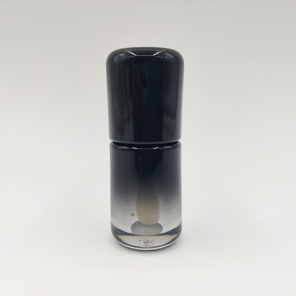 Gradient Black