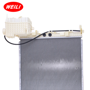 Wholesale Auto Aluminum Brazing Coolant Radiator A6385013301 638 501 33 01 for Mercedes-Benz V-CLASS W638 Car Cooling Radiators