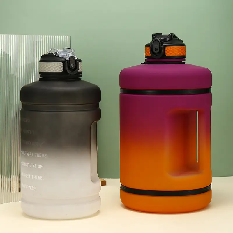 도매 스포츠 물병 사용자 정의 피트니스 물컵 야외 대용량 BPA 무료 캠핑 물병
