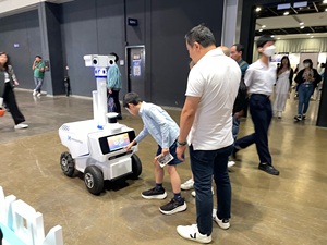 רובוט אבטחה ai עם מעקב אי ניתוח נתונים גדול גילוי תרמי עבור תחנות משטרה מקומות חשובים - Product Image 3