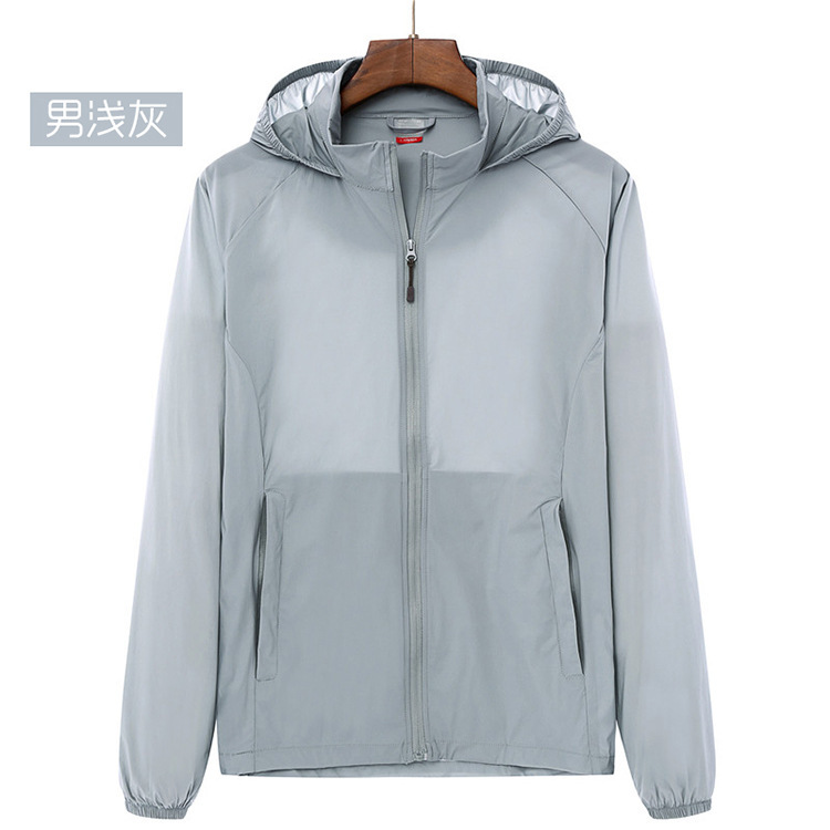 Maschio grigio chiaro