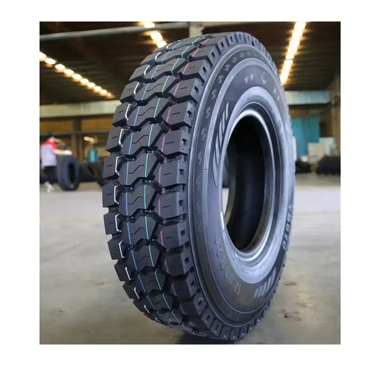 SUPERHAWK radyal kamyon lastiği 11R22.5 315/80R22.5 11.00R20 HK810 YB610 off road ağır iş kamyonu lastikleri