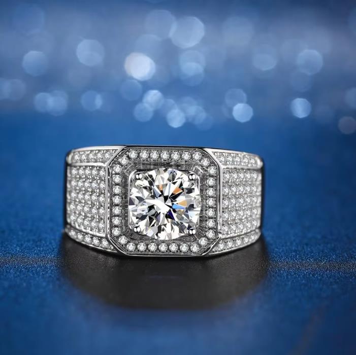 8 Deluxe Full Diamond moissanite + certificate Two Carats