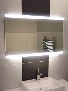 Espejo de baño LED moderno con función de desempañador de tiempo y CCT Diseño esmerilado Vanidad regulable iluminada para la decoración del hogar - Product Image 4