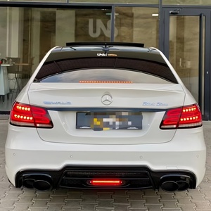 Adatto per i modelli successivi di Mercedes-Benz W212 E E-Class E200 E300 E320 E400 per la modifica con kit di grandi dimensioni WALD - Product Image 6