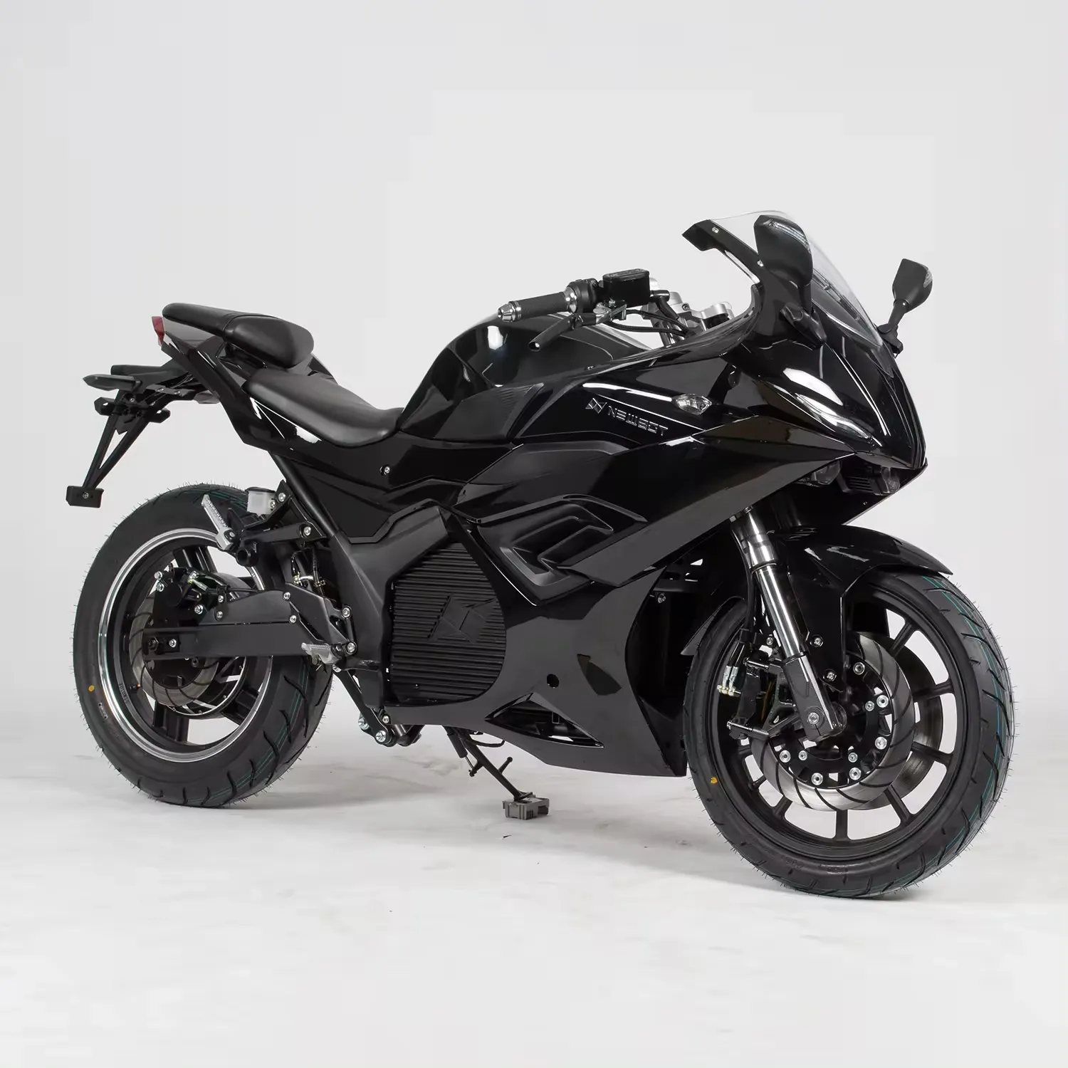 2024 Hezzo EECDOT高速レーシングモーターサイクルは、8000Wの電力と102ahのバッテリーでトレイルを征服します