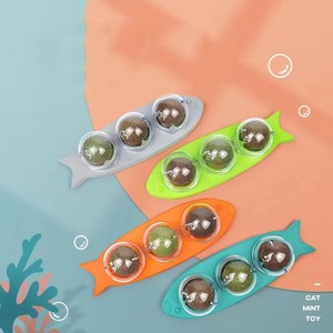 Wholesale 3 in 1 <strong>Catnip</strong> Snack Cat Toys Natural <strong>Catnip</strong> Rotating Interactive Cat Toy Fish Shape <strong>Catnip</strong> Ball Toy - Product Image 3