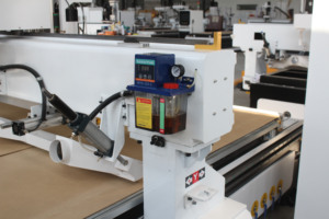 Heavy Duty Frame 1300*2500mm Wood <strong>Router</strong> Furniture Cabinet Making <strong>ATC</strong> <strong>Cnc</strong> <strong>Router</strong> <strong>Nesting</strong> Machine - Product Image 2