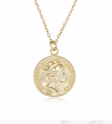 queen portrait Necklace