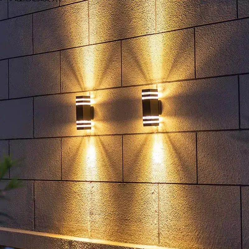 Moderno 8W 12W Interior y exterior Montado en la pared Luces de pared superior e inferior Luces de porche impermeables Luces de noche