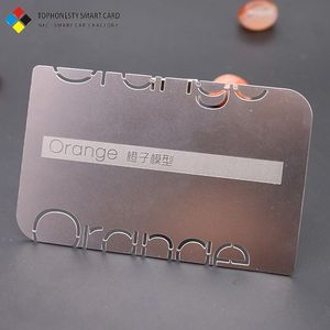 Tessera personalizzata PVC regalo fidelizzazione Vip con codice a barre e codice Qr 13.56Mhz 101 track Card di decrittazione