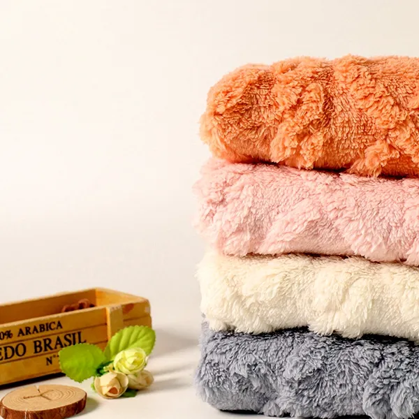 Shaoxing tekstili % 100 Polyester uzun peluş kadife çift taraflı Sherpa polar jakarlı flanel polar kumaş pijama için