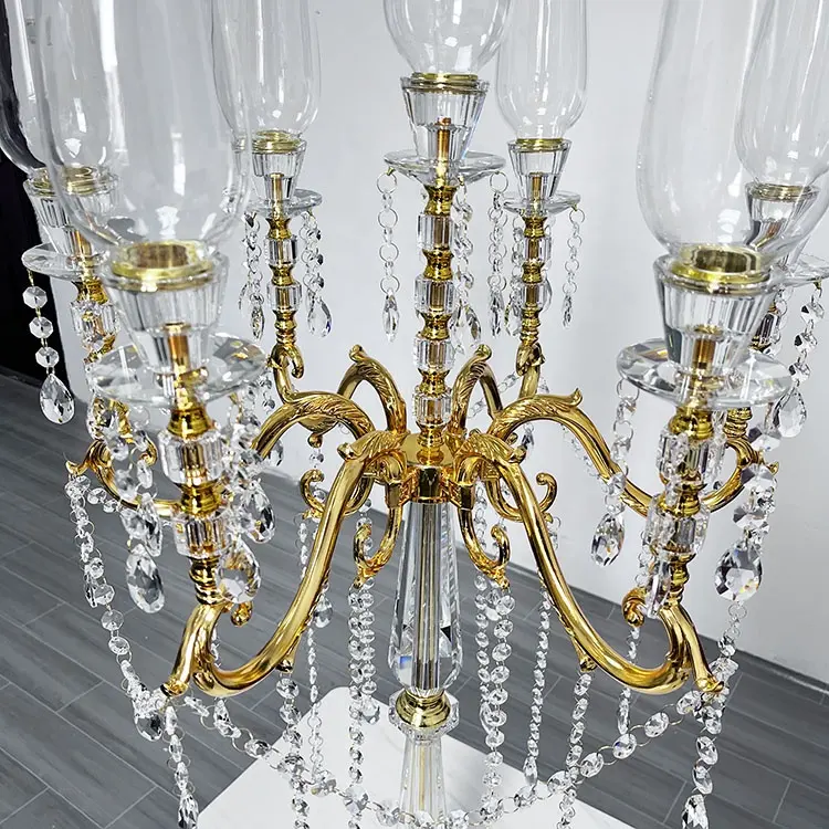 Centrotavola per candelabri in metallo dorato cristallo a 7 bracci di lusso da sposa con tonalità di vetro